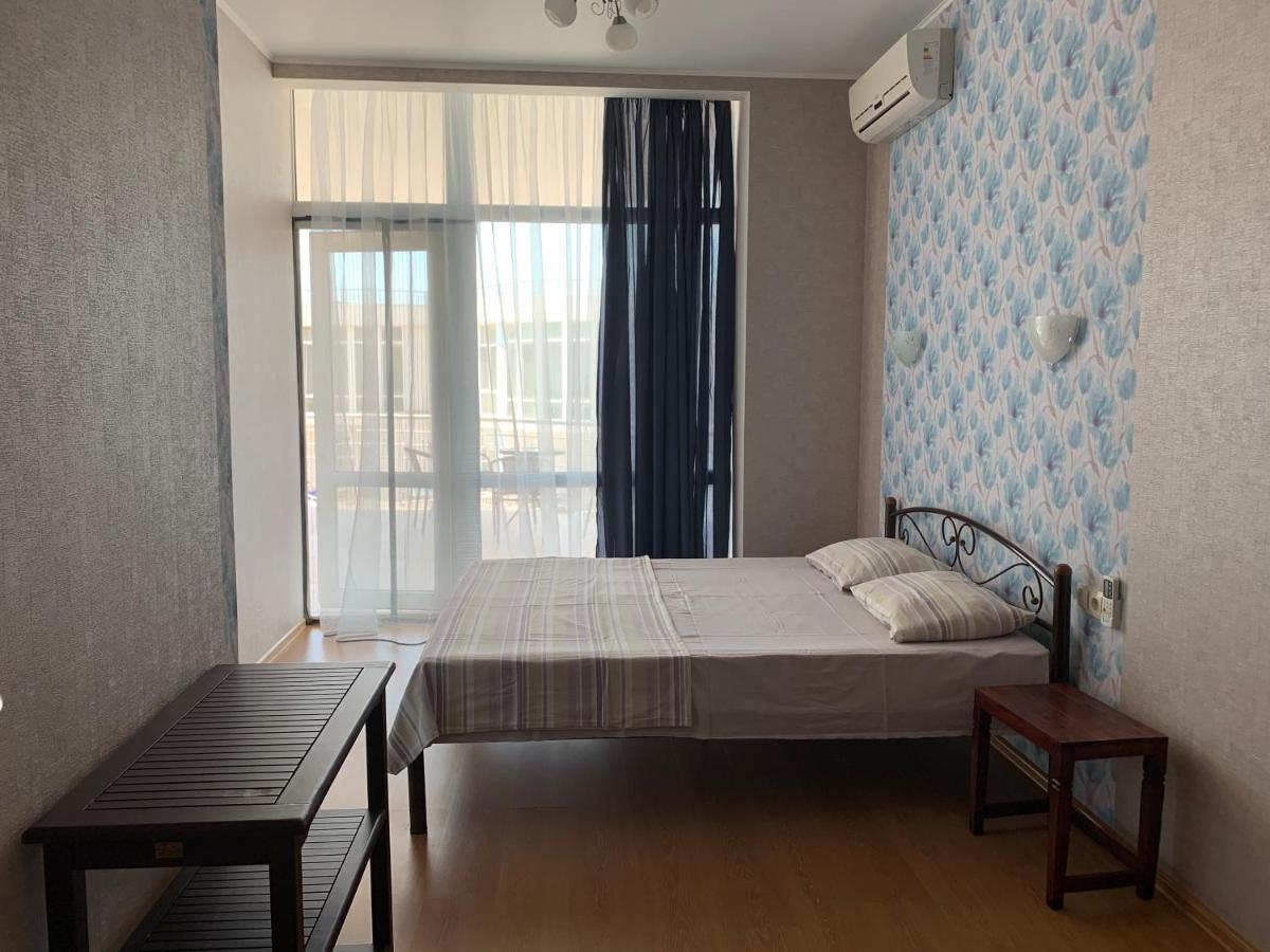 Town-house Golden Bugaz Appartement Karolino-Buhaz Buitenkant foto